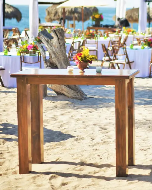 Rustic Coffee Table in Loreto: Weddings, Parties, Corporate Events